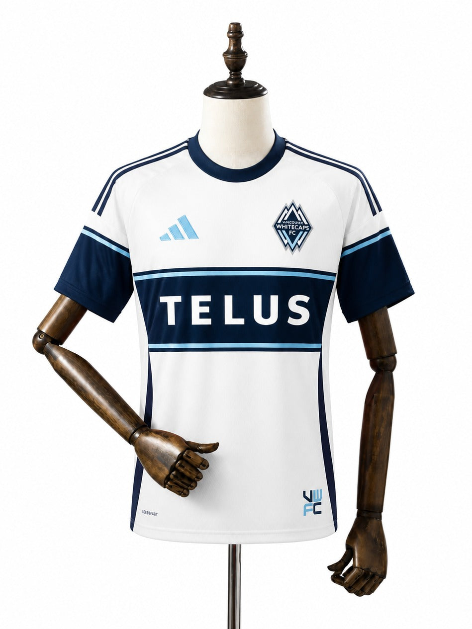 Camisa Vancouver Whitecaps - 1º Uniforme Torcedor 2025 frente manequim fundo branco