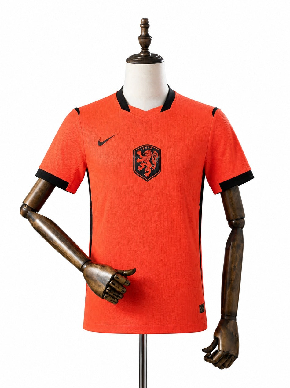 Camisa Seleção Holanda - 1º Uniforme Jogador 2026 frente manequim fundo branco
