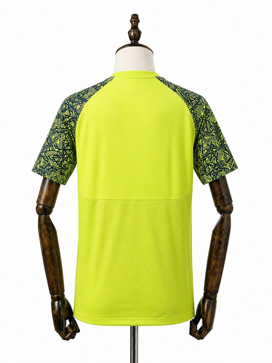 Grêmio Goalkeeper Jersey back wood mannequin white background