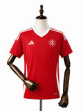 Internacional 25/26 Women Internacional Home red Jersey front wood mannequin white background