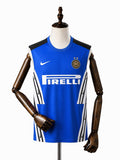 Internacional Blue Vest Training Kit front wood mannequin white background