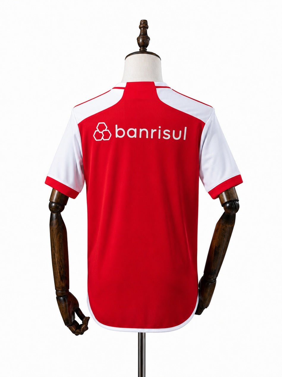 Internacional Home Jersey back wood mannequin white background