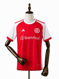 Internacional Home Jersey front wood mannequin white background
