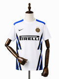 Internacional White Training Kit front wood mannequin white background