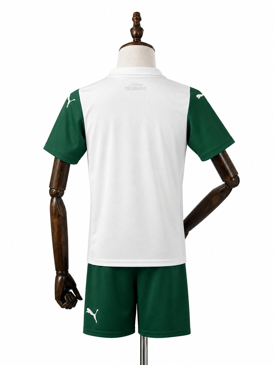 Palmeiras away kids kit back wood mannequin white background