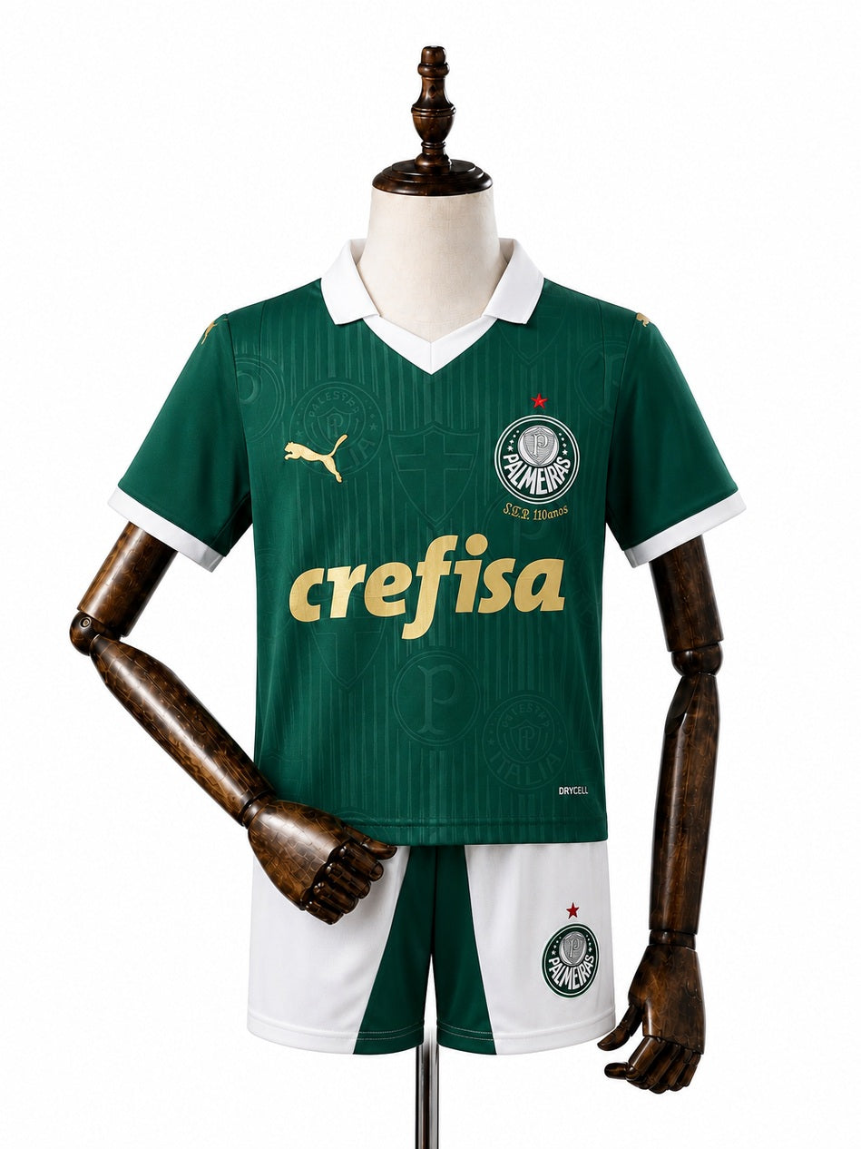 Palmeiras home Kids kit front wood mannequin white background