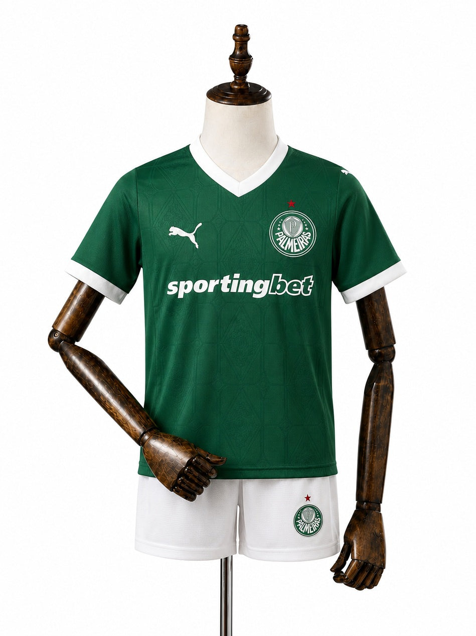 Palmeiras home Kids kit front wood mannequin white background