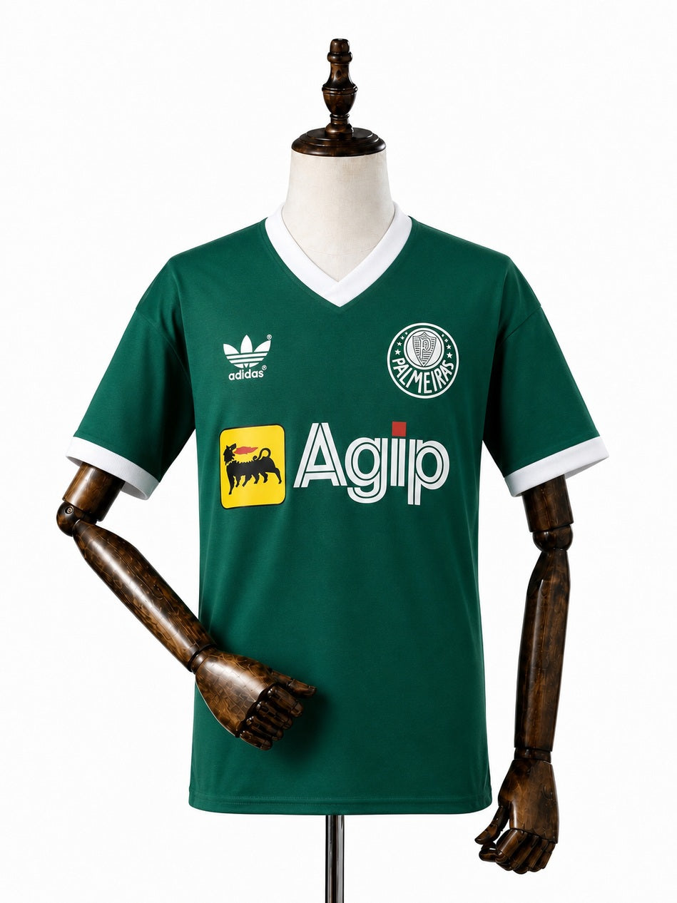 Palmeiras home Retro Jersey front wood mannequin white background