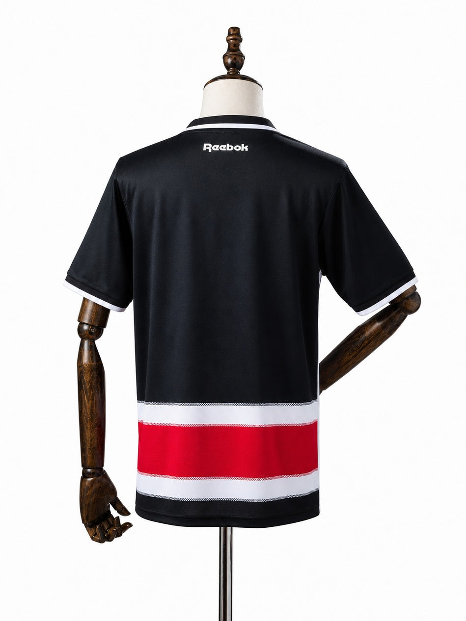 Santa Cruz 26/27 Home Jersey back wood mannequin white background