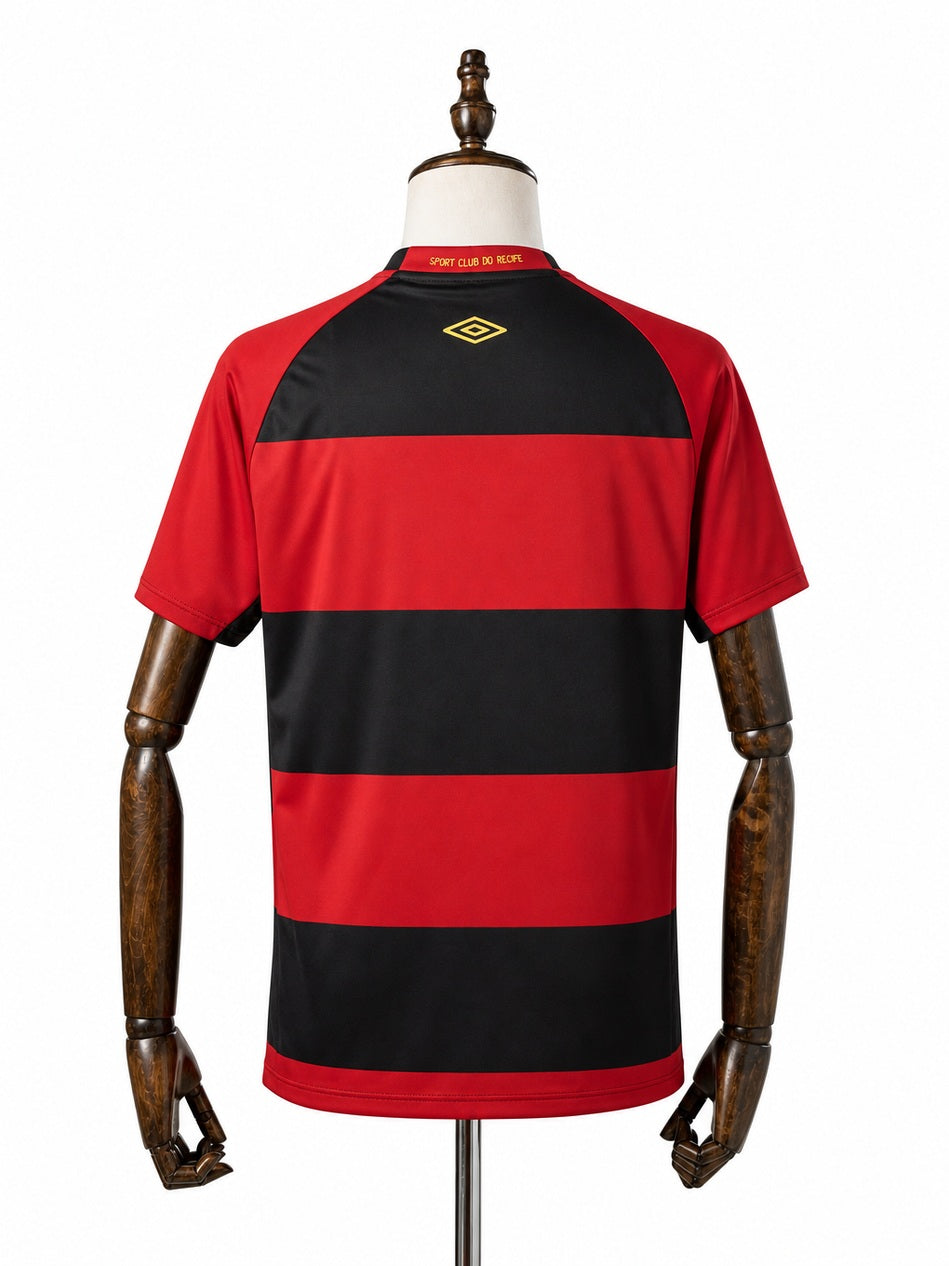 Sport Recife Home red Jersey back wood mannequin white background