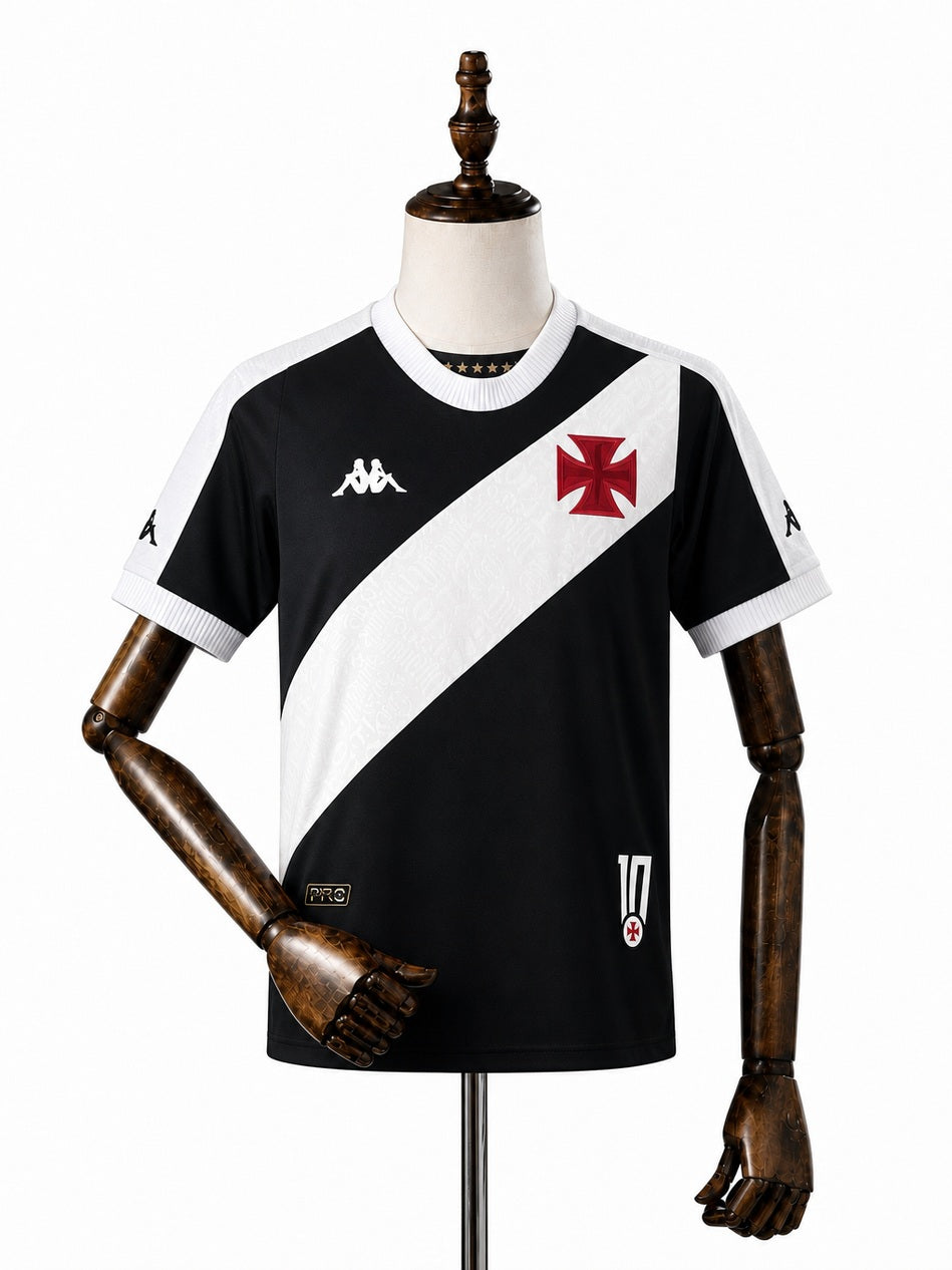Vasco home Kids kit front wood mannequin white background