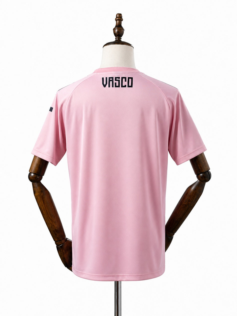 Vasco Pink Jersey back wood mannequin white background