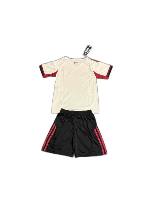 Camisa 2025-26 Liverpool Away Infantil verso fundo branco