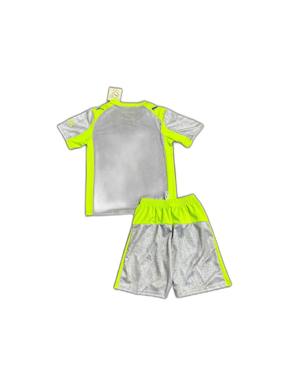 Camisa 2025-26 Manchester City III Infantil verso fundo branco