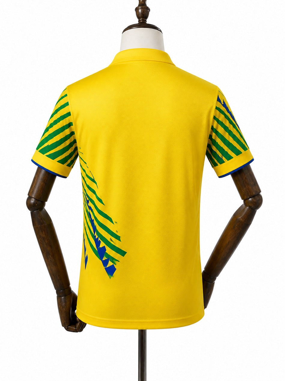 Camisa Seleção Brasileira Amarela-Verde (Edição Especial) 2026 verso manequim fundo branco