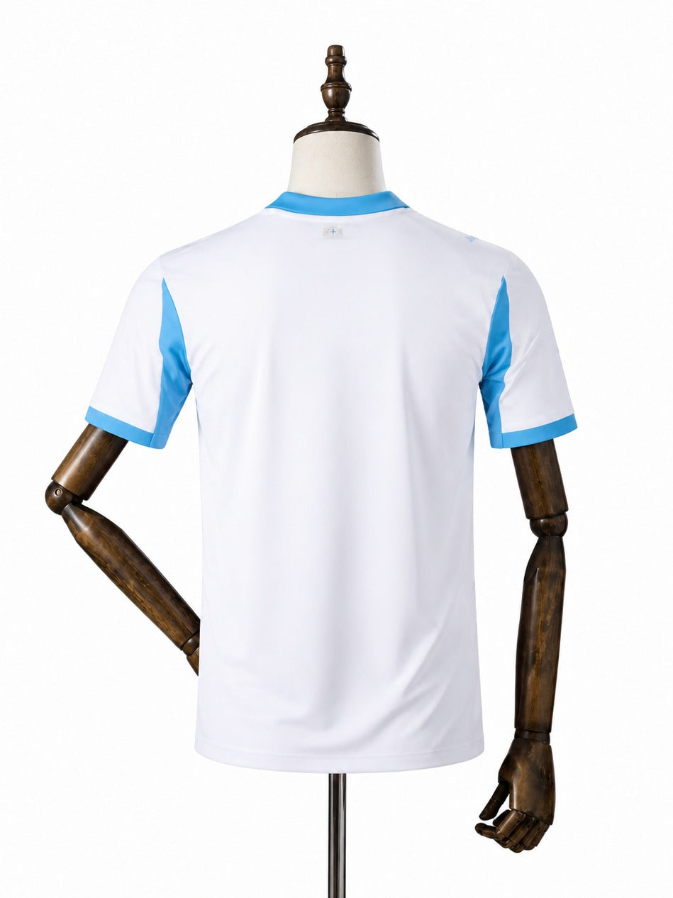 Camisa Olympique de Marseille - 1º Uniforme Torcedor 2025/2026 verso manequim fundo branco
