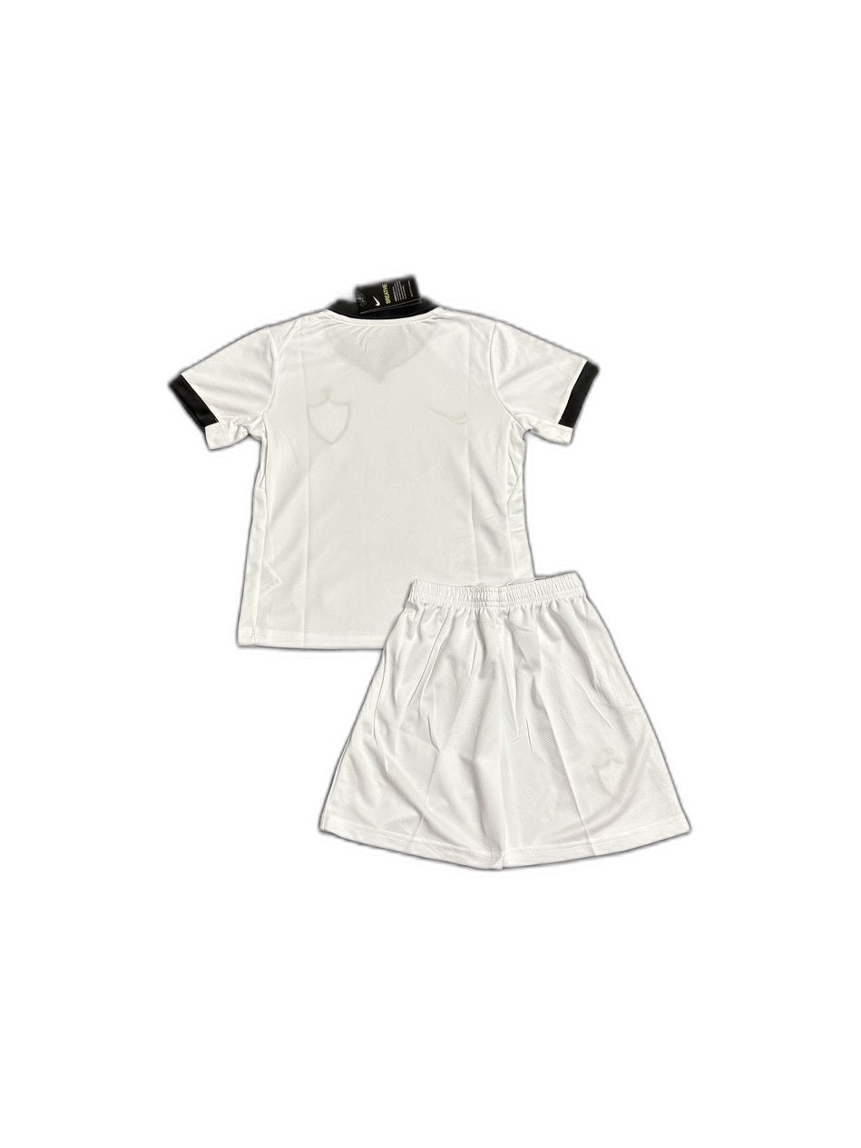 Camisa 2026-27 Atlético Mineiro Away Infantil verso fundo branco