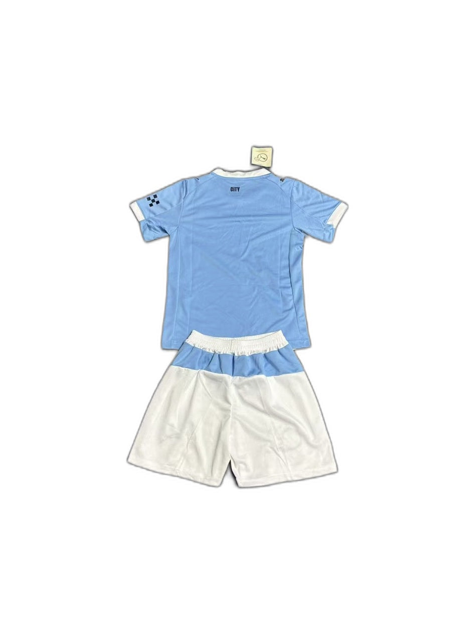 Camisa 2025-26 Manchester City Home Infantil verso fundo branco