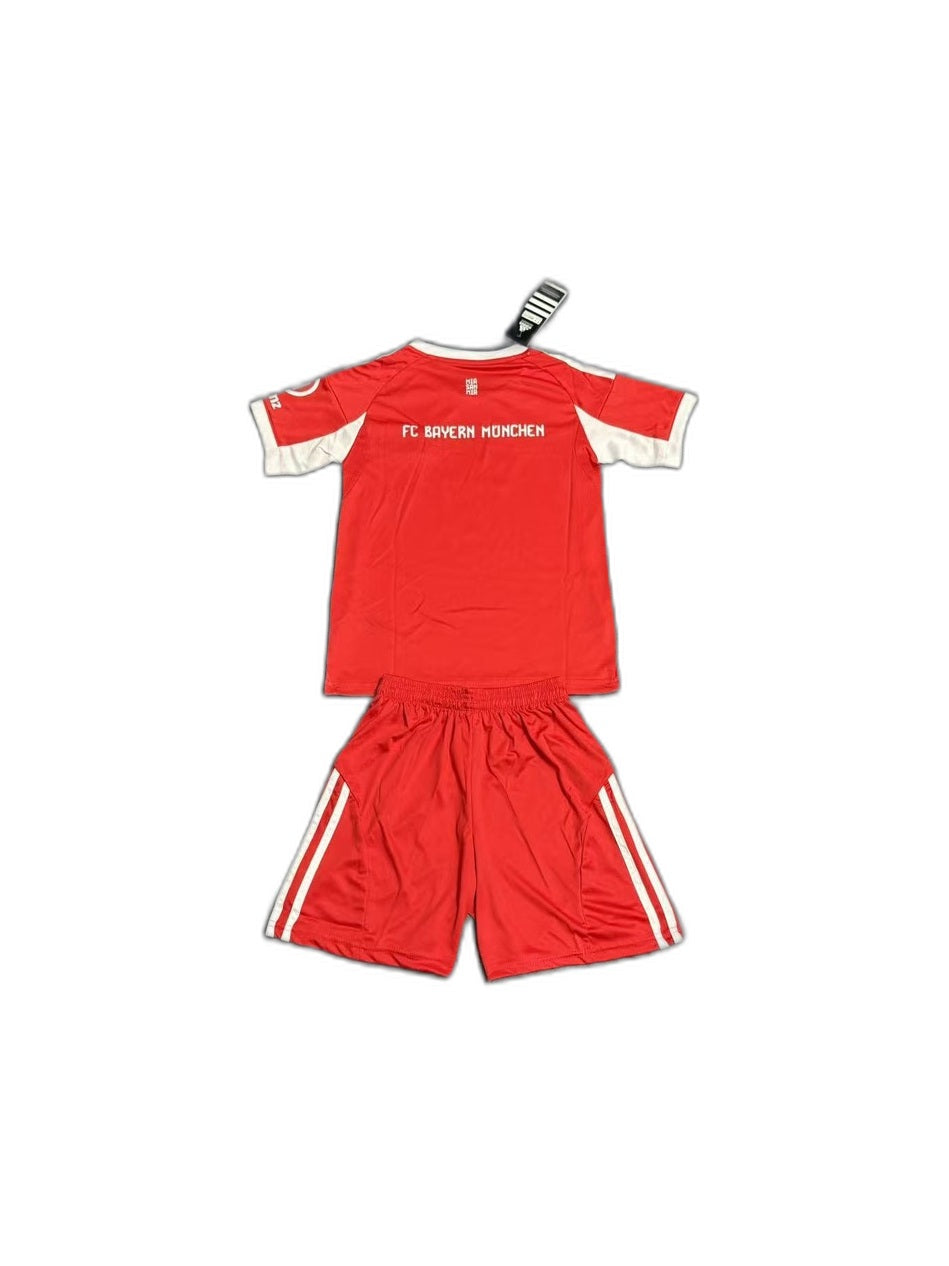 Camisa 2025-26 Bayern Munich Home Infantil verso fundo branco