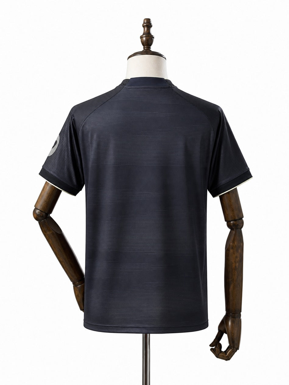 Camisa Real Madrid - 2º Uniforme Torcedor 2025/26 verso manequim fundo branco