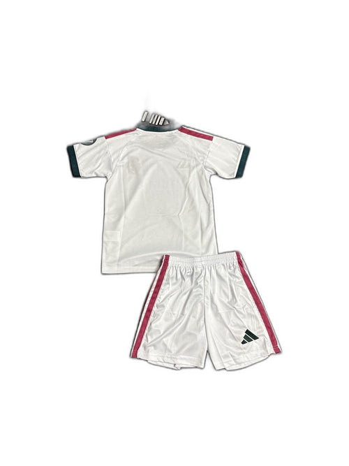 Camisa 2026-27 Real Madrid Home Infantil verso fundo branco