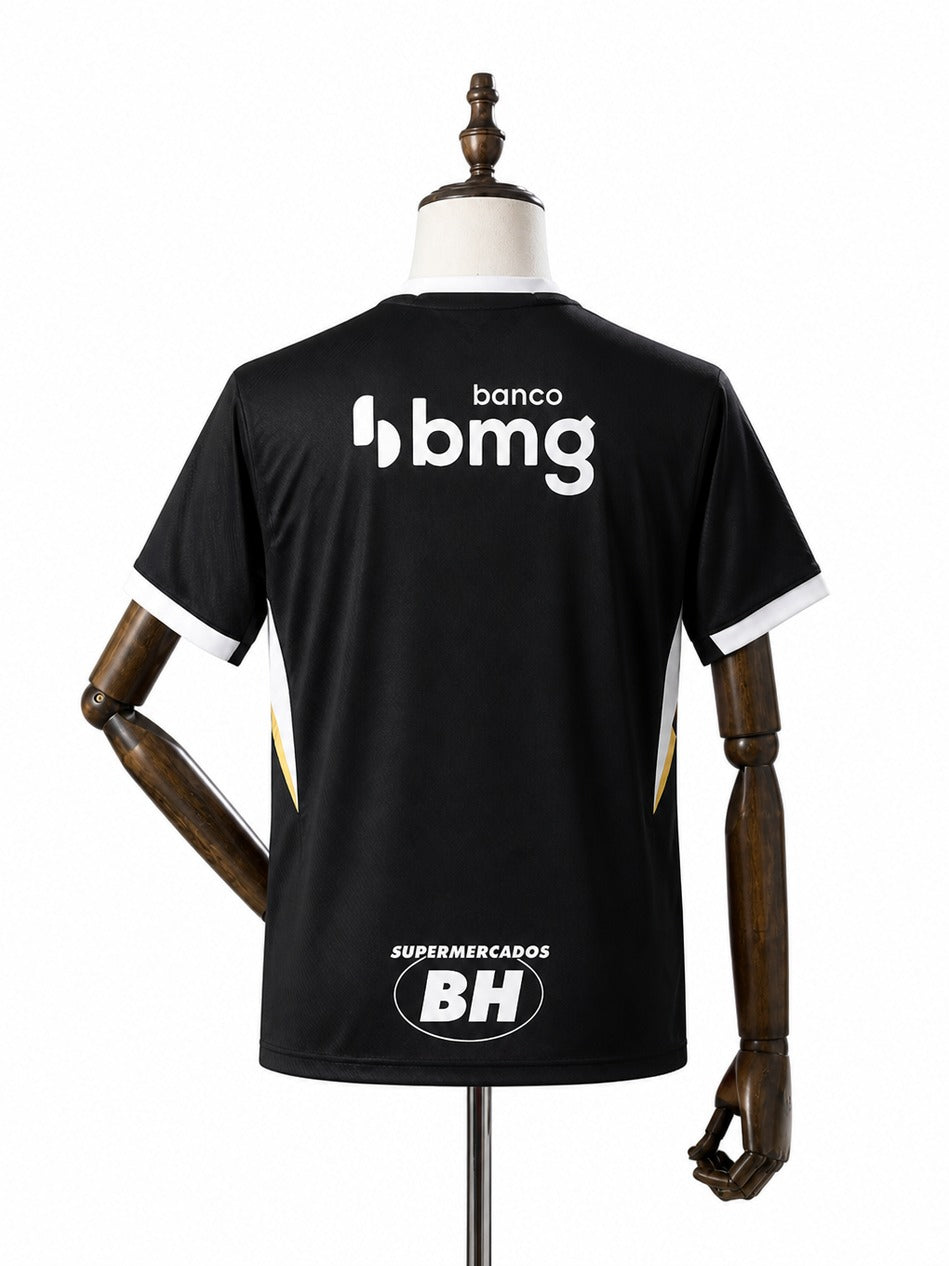 Camisa Atlético-MG – 1º Uniforme Jogador 2026 verso manequim fundo branco padronizada