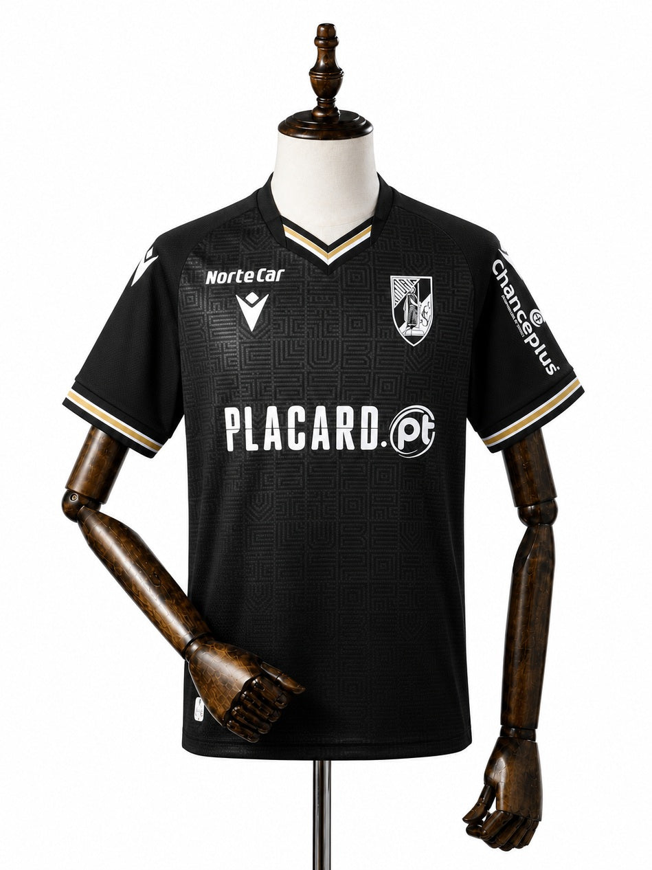Vitória 24/25 Vitoria SC Away Jersey front wood mannequin white background