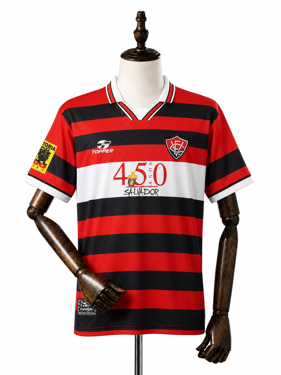 Vitória 96/97 Vitoria Home Retro Jersey front wood mannequin white background